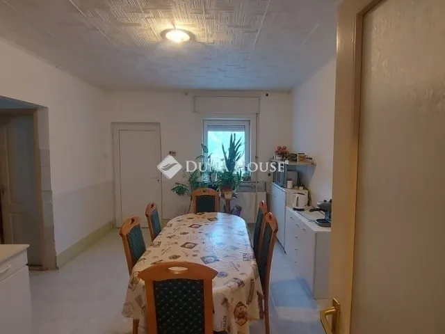 Eladó ház Tura 110 nm