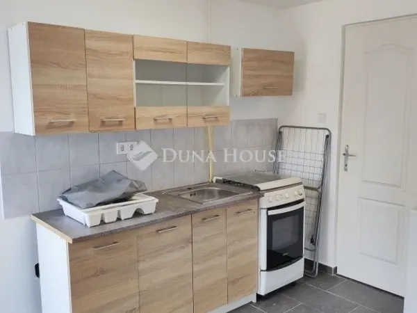 Eladó ház Gyál 265 nm