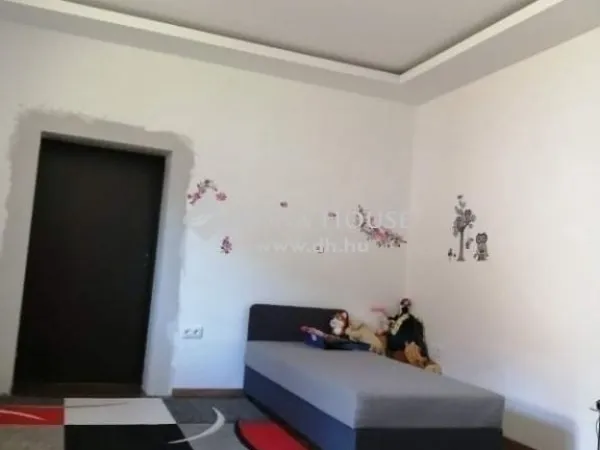 Eladó ház Vecsés 120 nm