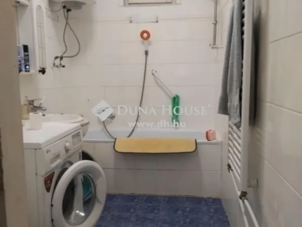 Eladó ház Vecsés 120 nm