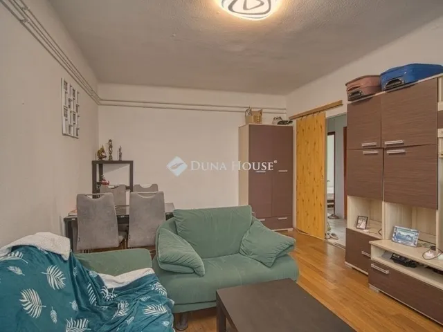 Eladó lakás Budapest XXI. kerület 70 nm