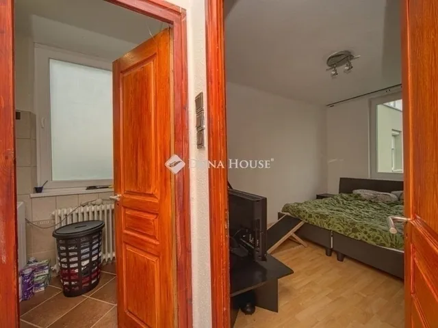 Eladó lakás Budapest XXI. kerület 70 nm