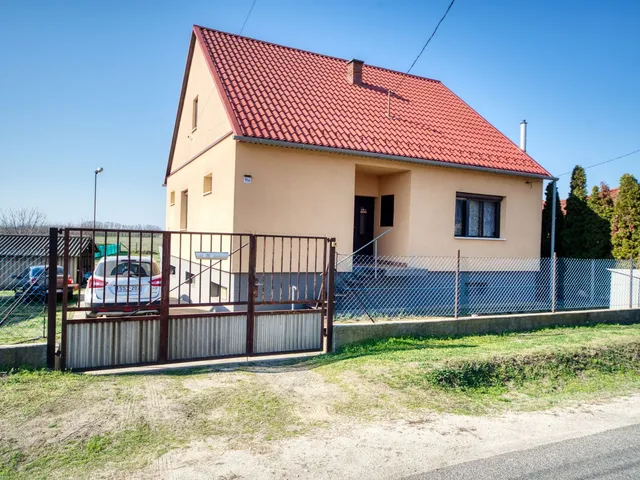 Eladó ház Inárcs 80 nm