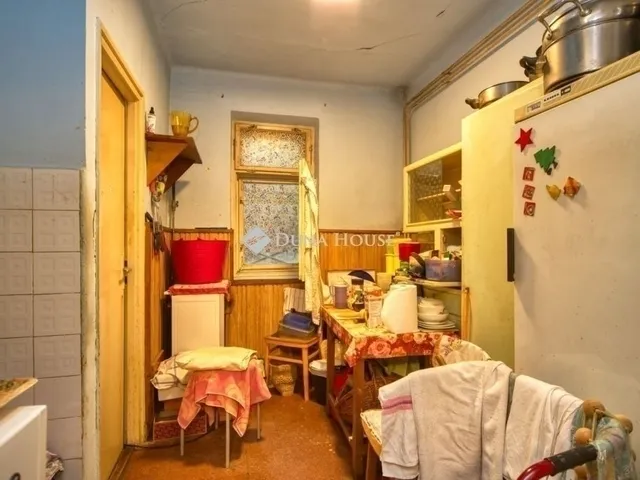 Eladó ház Budapest XVIII. kerület, Szemeretelep 135 nm