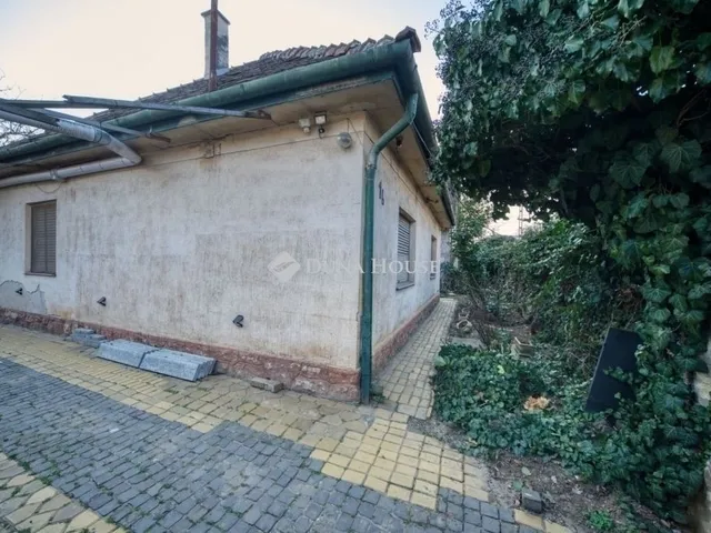 Eladó ház Budapest XVIII. kerület, Szemeretelep 135 nm