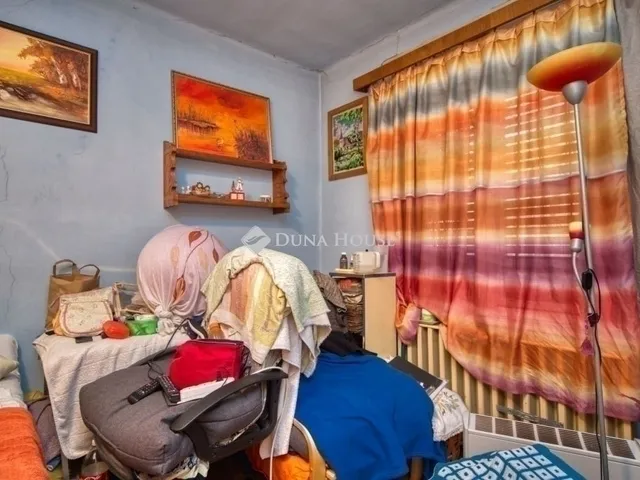 Eladó ház Budapest XVIII. kerület, Szemeretelep 135 nm