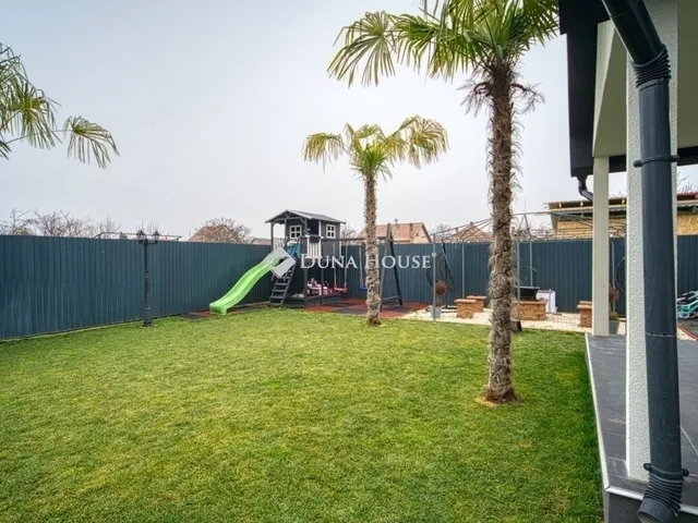 Eladó ház Gyál 194 nm