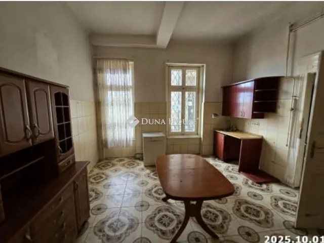 Eladó lakás Budapest X. kerület 120 nm