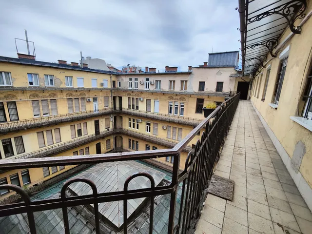 Eladó lakás Budapest VI. kerület 42 nm