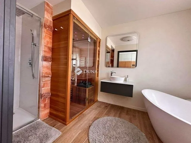 Eladó lakás Budapest XVIII. kerület 117 nm