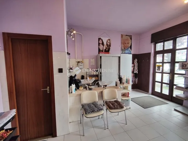 Eladó kereskedelmi és ipari ingatlan Budapest XX. kerület 24 nm