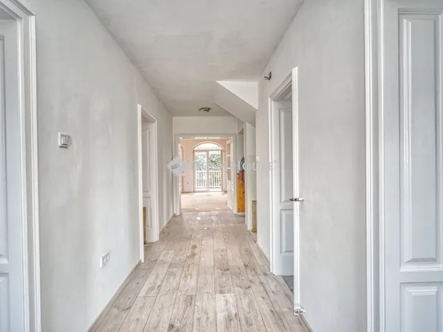 Eladó lakás Budapest XVIII. kerület 305 nm