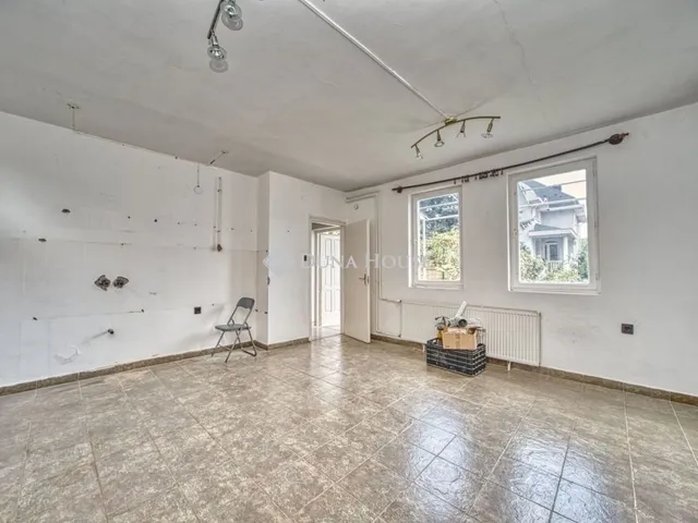 Eladó lakás Budapest XVIII. kerület 305 nm