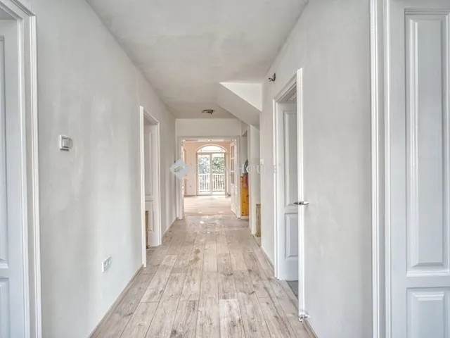 Eladó lakás Budapest XVIII. kerület 305 nm