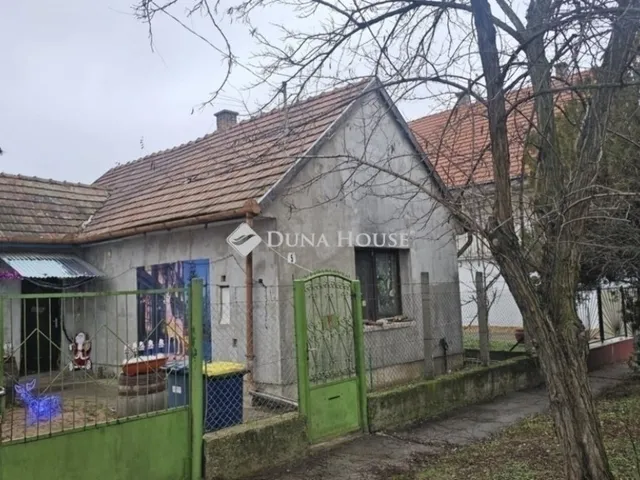 Eladó ház Ócsa 63 nm