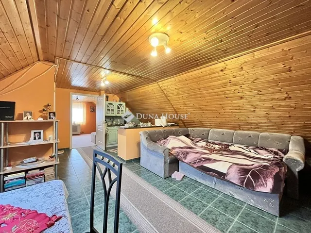 Eladó ház Abony 203 nm