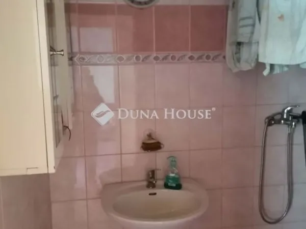 Eladó ház Csörög 70 nm