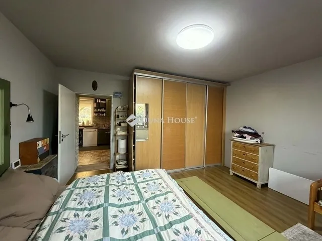 Eladó ház Dánszentmiklós 77 nm