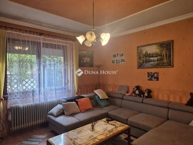 Eladó ház Kistarcsa 140 nm