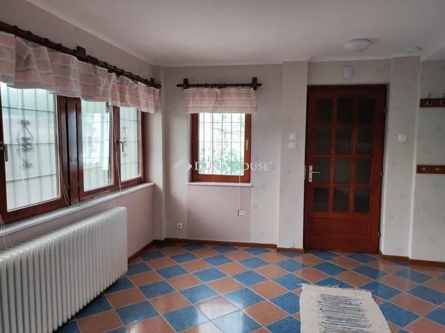 Eladó ház Budapest XVII. kerület, Rákoscsaba-Újtelep 191 nm