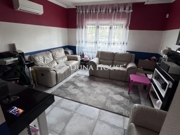 Eladó ház Gyál 320 nm