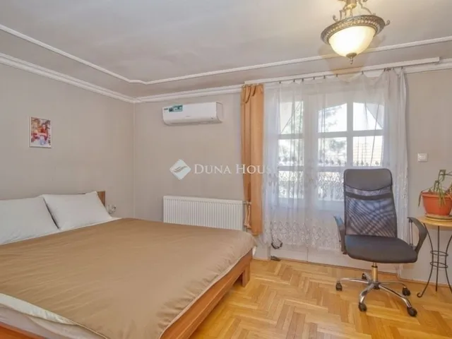 Eladó ház Üllő 307 nm