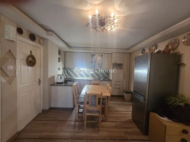 Eladó ház Isaszeg 72 nm