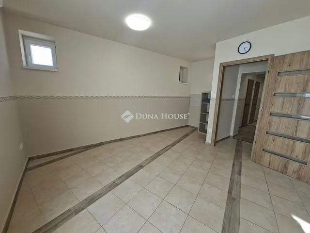 Eladó lakás Gödöllő 106 nm