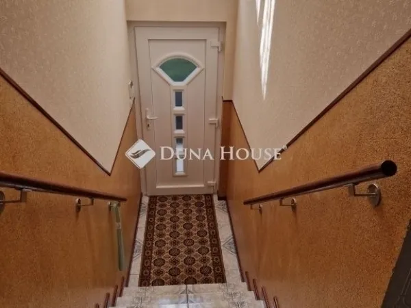 Eladó ház Mende 199 nm