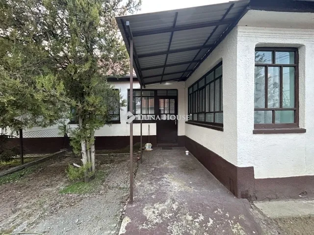 Eladó ház Hernád 76 nm