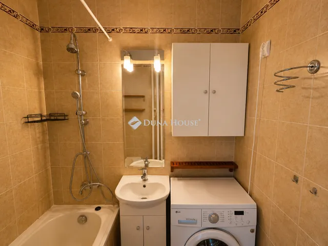 Eladó lakás Budapest XX. kerület 67 nm