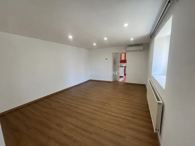 Eladó ház Budapest XV. kerület 49 nm