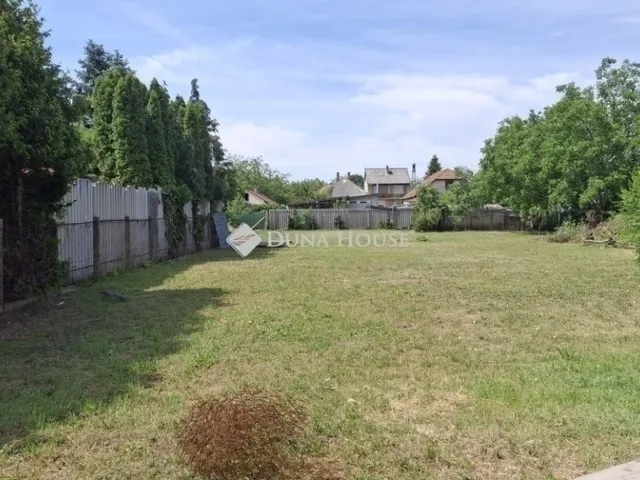Eladó telek Budapest XVIII. kerület 1210 nm