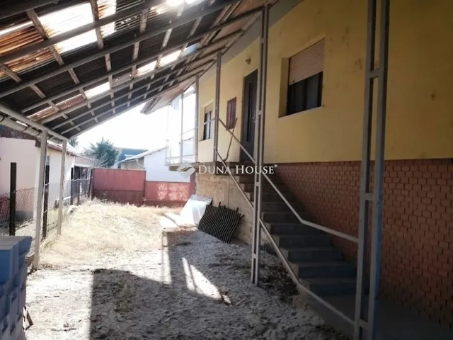 Eladó ház Göd 260 nm