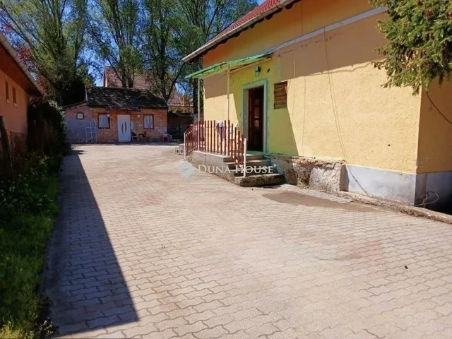 Eladó ház Gödöllő, Máriabesnyő 224 nm