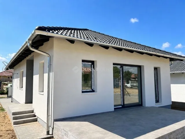 Eladó ház Őrbottyán 93 nm