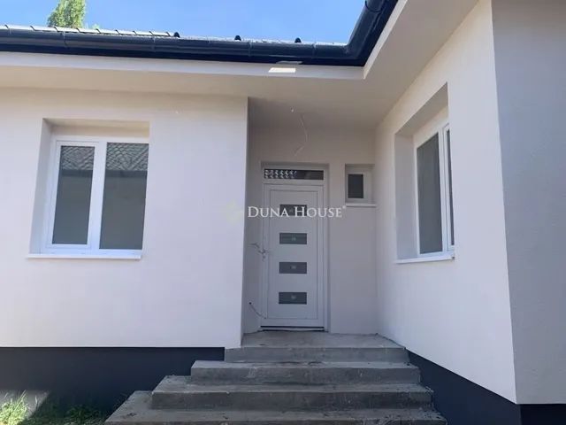 Eladó ház Erdőkertes 120 nm