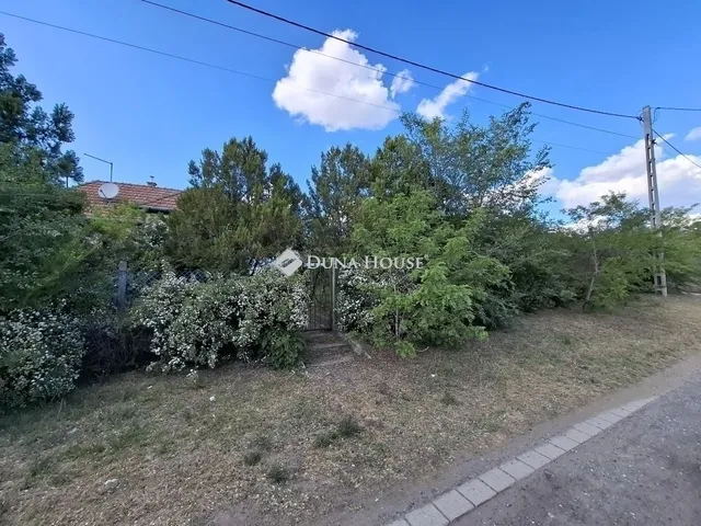 Eladó ház Erdőkertes 75 nm
