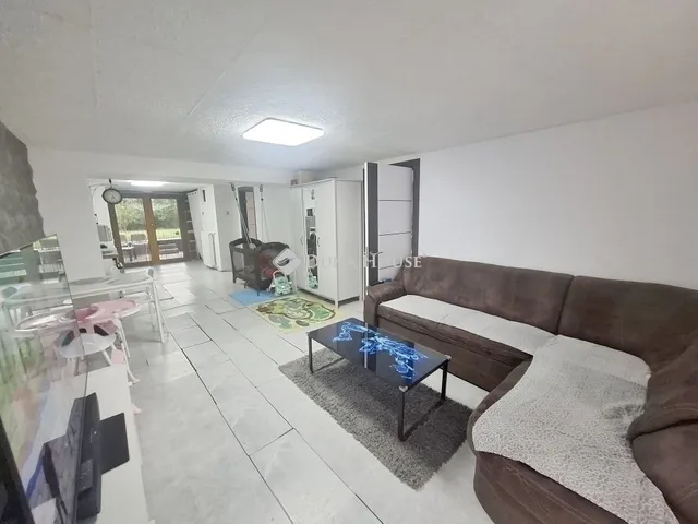 Eladó ház Fót 200 nm