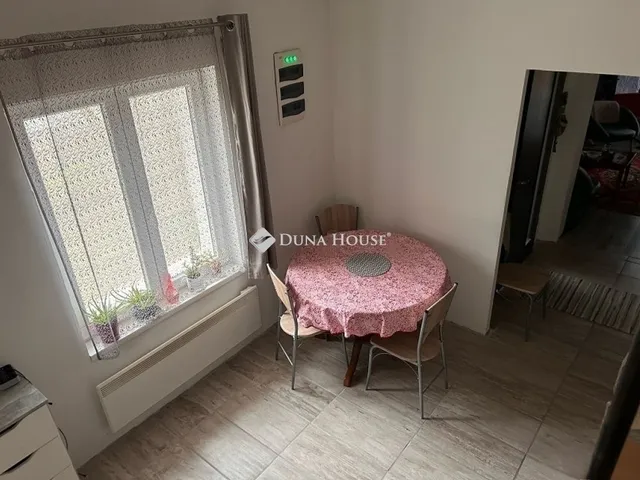 Eladó ház Budakalász 120 nm