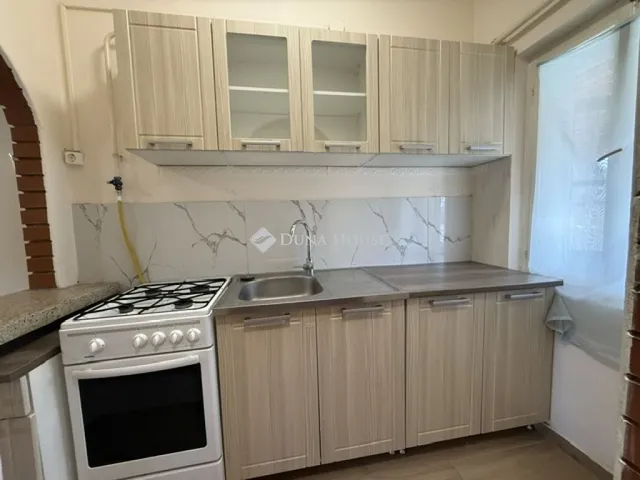 Eladó lakás Cegléd 21 nm