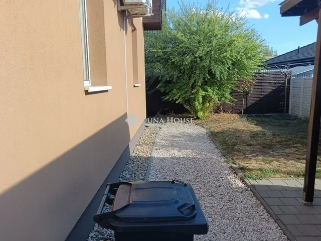 Eladó ház Üllő 96 nm