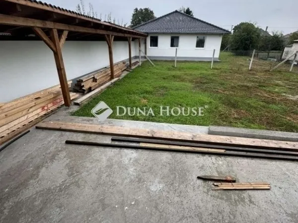 Eladó ház Kakucs 90 nm