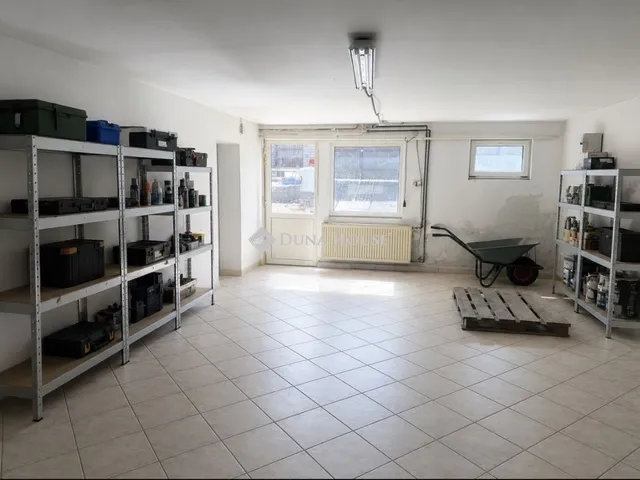Eladó ház Szada 135 nm