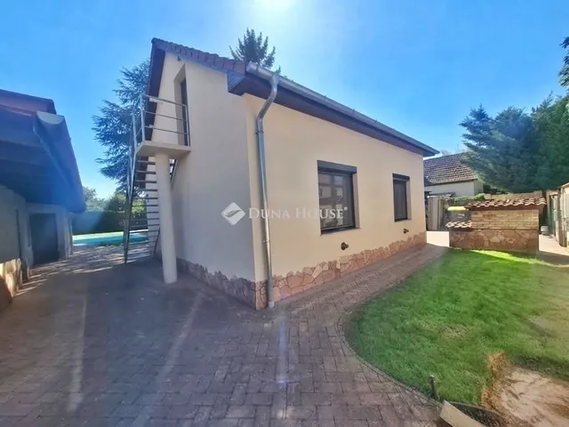 Eladó ház Fót 145 nm
