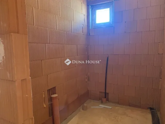 Eladó ház Isaszeg 90 nm