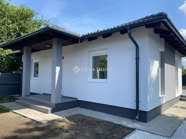 Eladó ház Üllő 105 nm