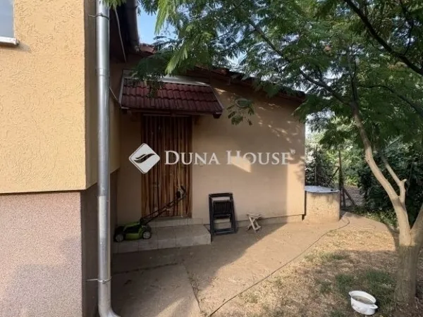 Eladó ház Gyál 180 nm
