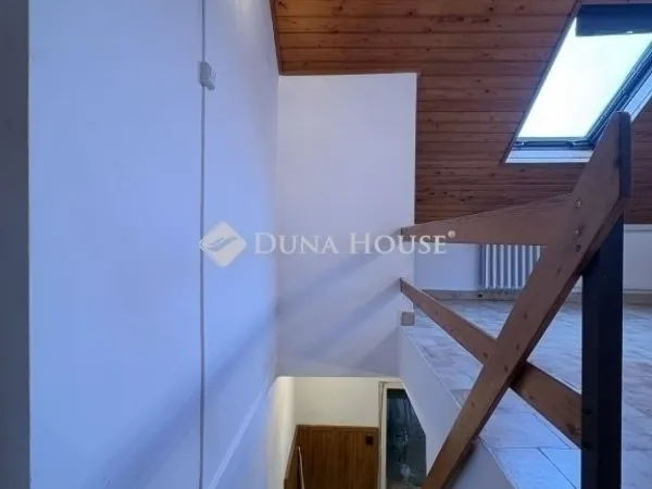 Eladó ház Gyál 180 nm