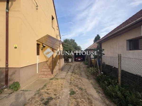 Eladó ház Gyál 180 nm